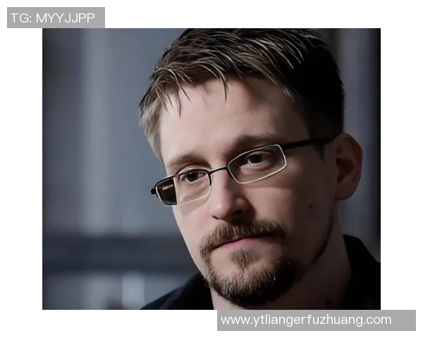 三大恶霸足球明星揭示运动场上的黑暗面与争议人生