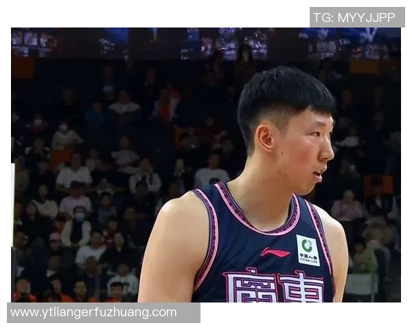 上海排球队以88分稳居选拔赛积分榜首位展现强劲实力 上海排球队以88分稳居选拔赛积分榜首位展现强劲实力