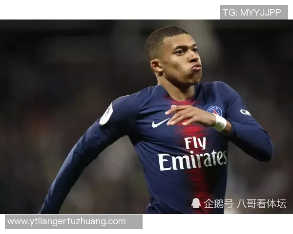 全球足球巨星动态更新最新赛季表现与转会消息一览