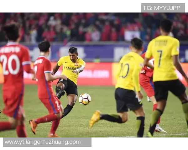 广州足球队逆袭之路总决赛特别报道揭示背后故事与奋斗精神 广州足球队逆袭之路总决赛特别报道揭示背后故事与奋斗精神